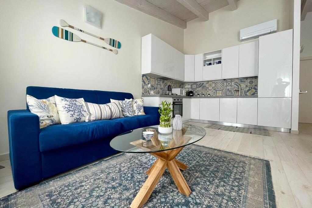 Free Private Parking, New Apartment Альгеро Экстерьер фото