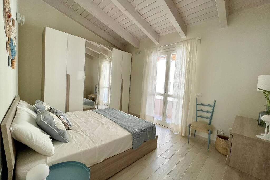 Free Private Parking, New Apartment Альгеро Экстерьер фото